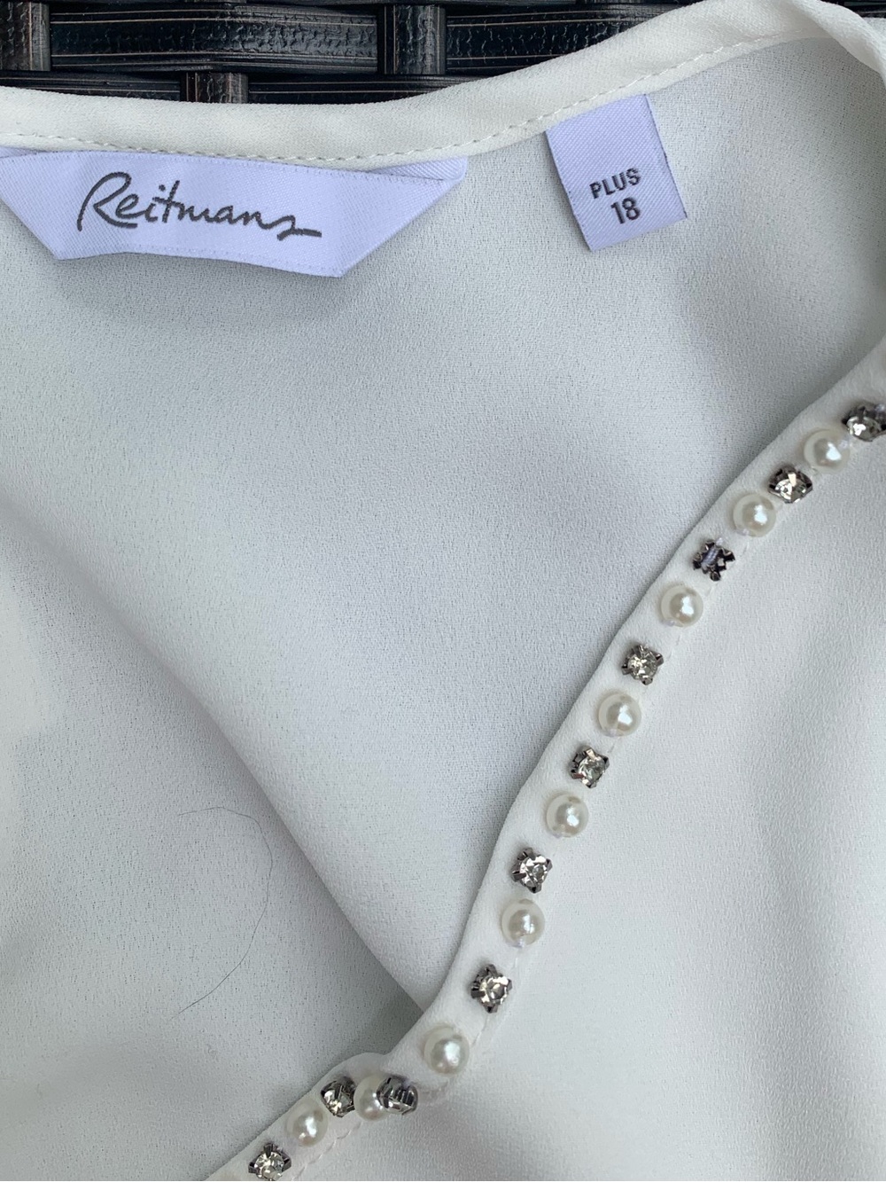 Reitmans Off-White Beaded Sleeveless V-Neck Layered Chiffon